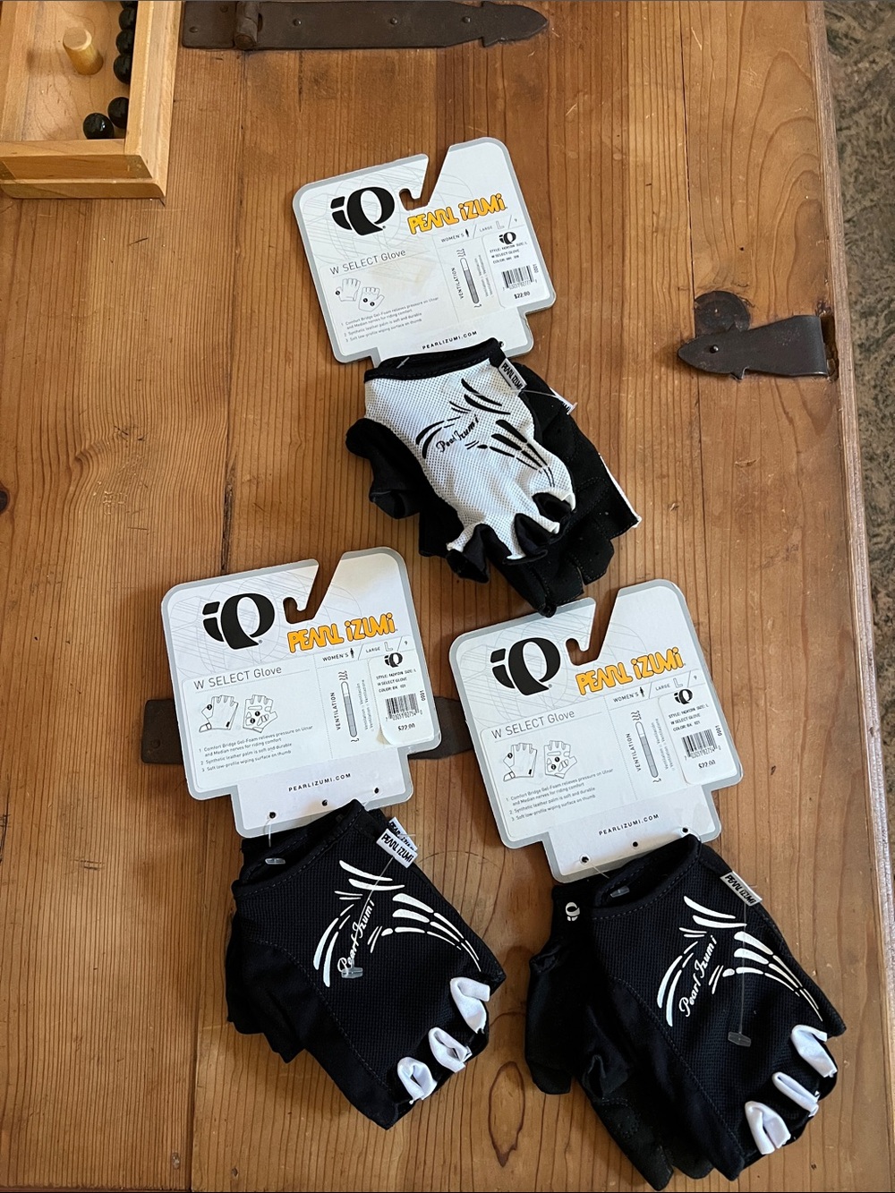 Pearl Izumi Black & White W Select Women's Cycling Gloves 3 pairs!
